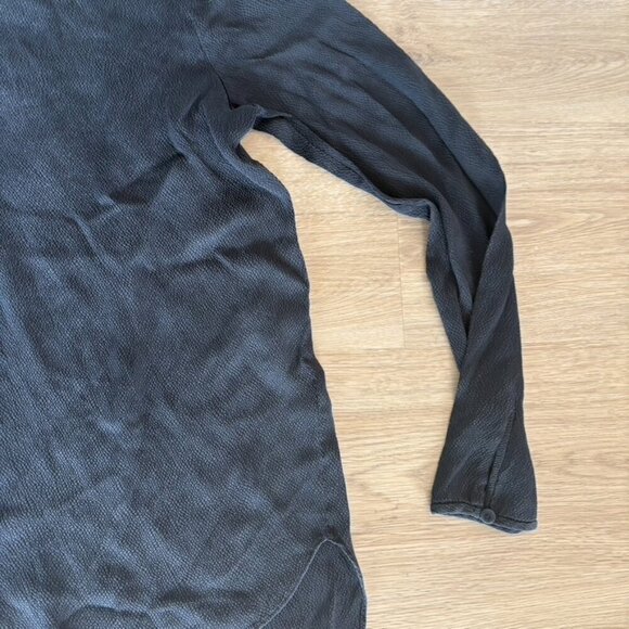 ** Tiger of Sweden Black Textured long sleeve henley blouse 36 small - Picture 4 of 7